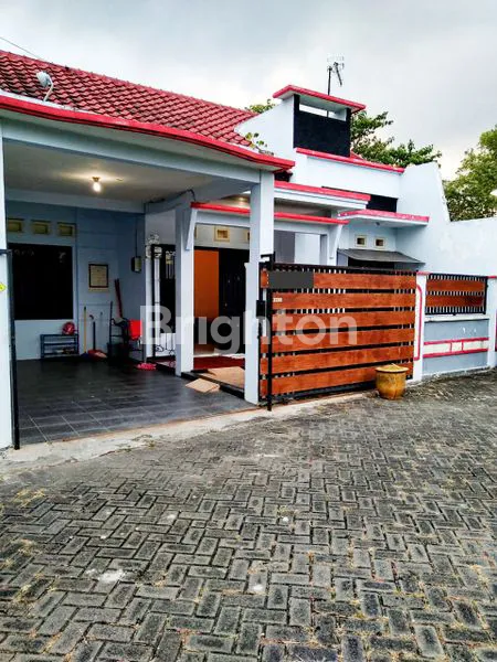 image RUMAH BAGUS MODERN SIAP HUNI FULL FURNISHED DI BOROBUDUR DEKAT JL SUHAT DAN KAMPUS² KOTA MALANG (1)