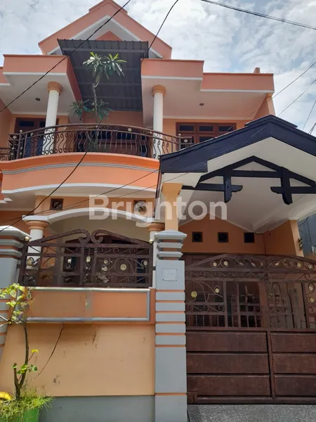 image  RUMAH DIDAERAH SIMOSIDOMULYO (1)