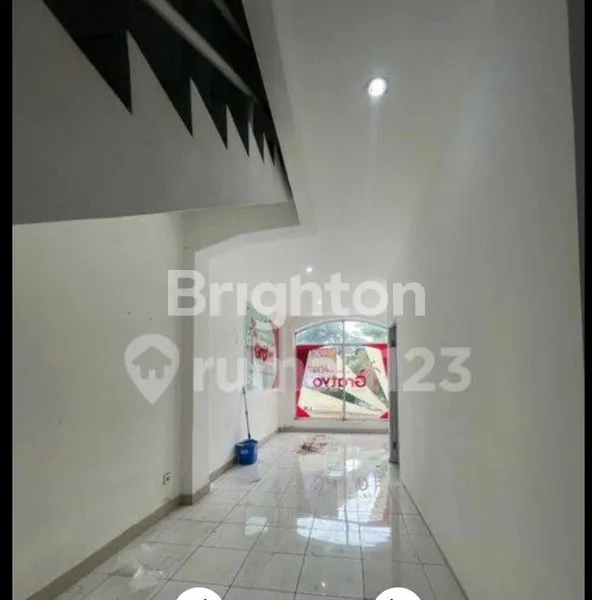 image DISEWAKAN RUKO TAMAN BEVERLY HR MUHAMMAD 3 LANTAI MURAH!! (2)