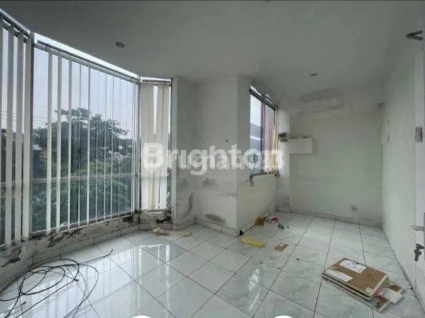 image DISEWAKAN RUKO TAMAN BEVERLY HR MUHAMMAD 3 LANTAI MURAH!! (5)