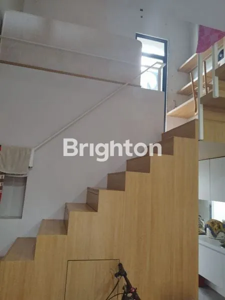 image DIJUAL RUMAH CANTIK FULL FURNISHED FLEEKHAUZ BSD TANGERANG. (6)