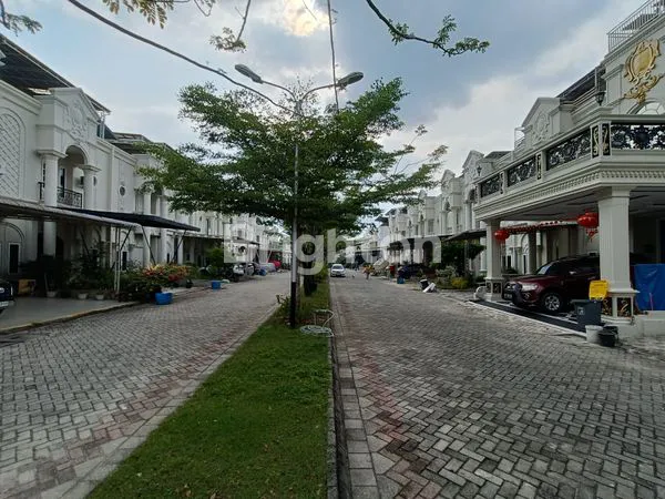 image RUMAH DALAM CLUSTER ELIT DI ARENGKA (4)