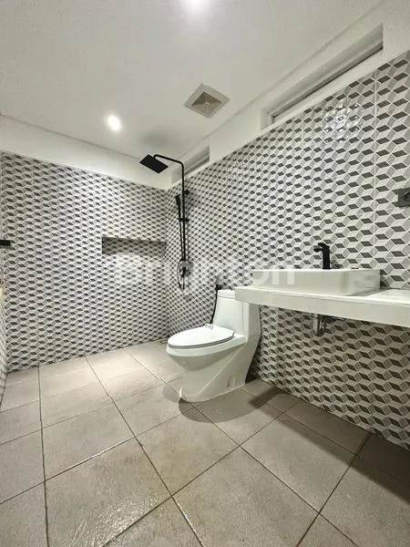 image RUMAH BARU RENOV, MODERN MINIMALIS, NGAGEL WASANA (4)