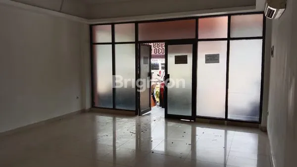 image RUKO DIJUAL LOKASI KEREN PARKIR BESAR (4)