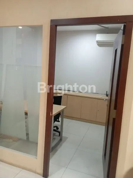 image DI SEWAKAN 2 KAVLING GANDENG UNTUK OFFICE DI JAKARTA SELATANSEWAKAN 2 KAVLING GANDENG UNTUK OFFICE DI JAKARTA SELATAN (7)