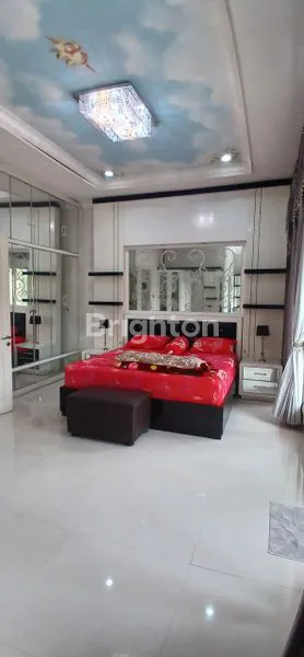 image JUAL RUMAH FURNISH MEDITERAN STYLE DEKAT PAKUWON MALL (6)