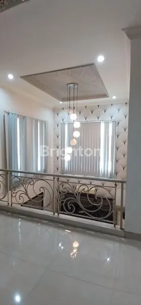 image JUAL RUMAH FURNISH MEDITERAN STYLE DEKAT PAKUWON MALL (8)