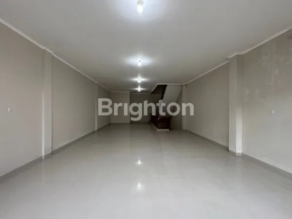 image RUKO STRATEGIS BISNIS TENGAH KOTA SOLO AKSES JALAN RAYA UTAMA (5)