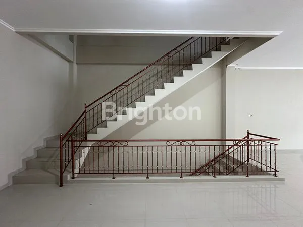 image RUKO STRATEGIS BISNIS TENGAH KOTA SOLO AKSES JALAN RAYA UTAMA (7)