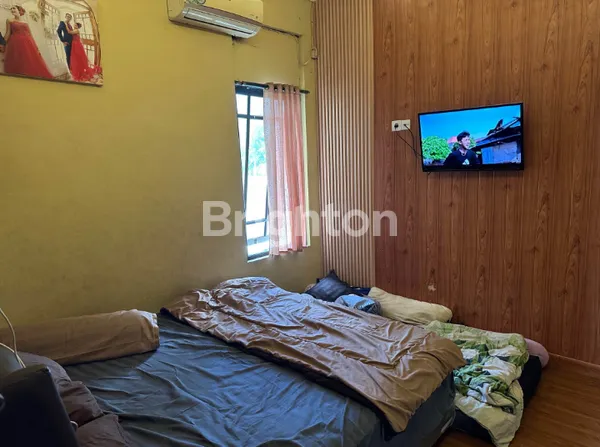 image RUMAH LUAS LANTAI 2, LINGKUNGAN PERUMAHAN DENPASAR BARAT (7)