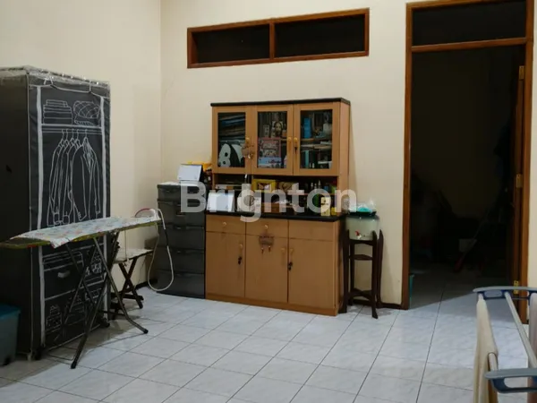 image RUMAH 2 LANTAI SIAP HUNI DI JL. ASEM JAKARTA BARAT DEKAT CENTRAL PARK,TAMAN ANGGREK,UNTAR,UKRIDA DAN TOL DALAM KOTA (8)