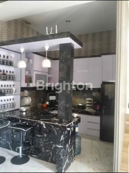 image RUMAH LANTAI 2 MODERN MINIMALIS PERUMAHAN DENPASAR SELATAN (3)