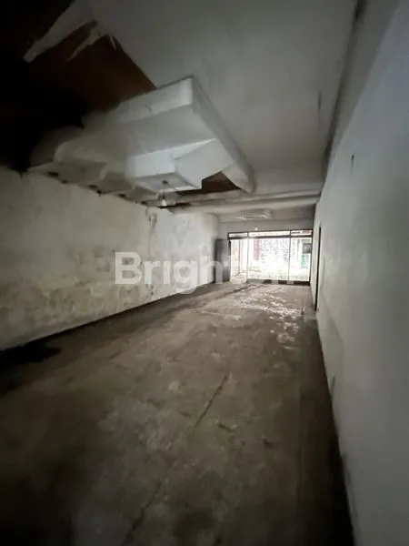 image RUMAH PUSAT KOTA SUPER STRATEGIS !! EMBONG CERME (5)