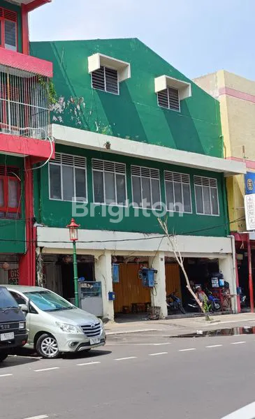 image TOKO SPORT SIAP USAHA BONUS STOK 500 JUTAAN DI LOKASI LEGEND KEMBANG JEPUN SURABAYA (1)