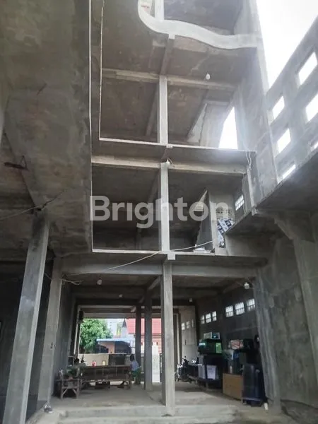 image DIJUAL RUMAH 4 LANTAI DI MEDAN (3)