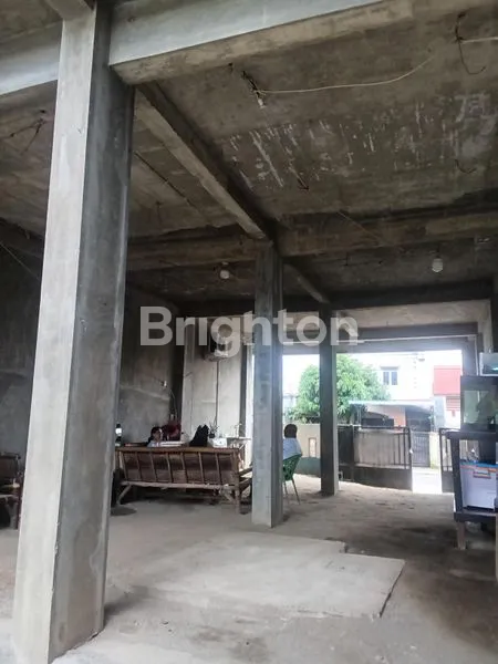 image DIJUAL RUMAH 4 LANTAI DI MEDAN (5)