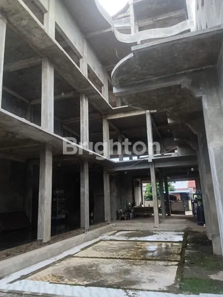 image DIJUAL RUMAH 4 LANTAI DI MEDAN (2)