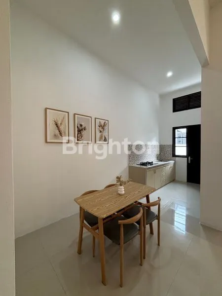 image JUAL CEPAT RUMAH 2 LANTAI 5 KAMAR BESAR JATI RADEN  (5)