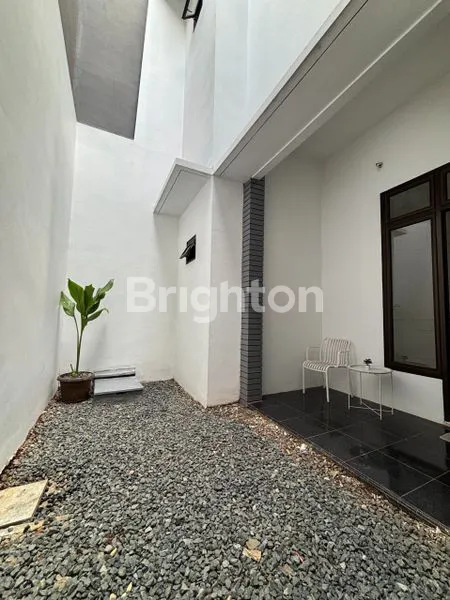 image JUAL CEPAT RUMAH 2 LANTAI 5 KAMAR BESAR JATI RADEN  (4)