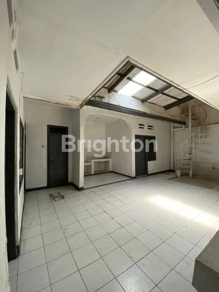 image RUMAH DEKAT ALUN-ALUN BANDUNG (4)