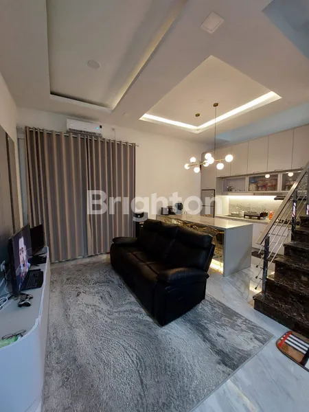 image RUMAH MINIMALIS INTERIOR MEWAH SEMI FURNISHED DI MULYOSARI SURABAYA (1)