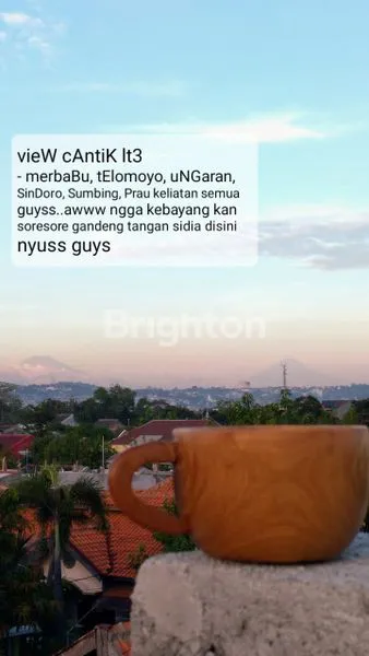 image RUMAH CANTIK MURAH 2,5 LANTAI DEKAT EXIT TOL GAYAMSARI (4)