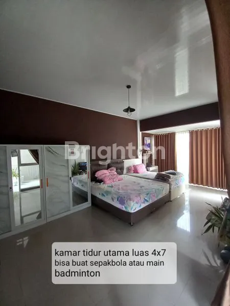 image RUMAH CANTIK MURAH 2,5 LANTAI DEKAT EXIT TOL GAYAMSARI (1)