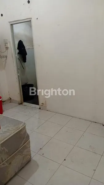 image SHOP FOR RENT LOKASI STRATEGIS DI JALAN AHMAD YANI UTARA (5)