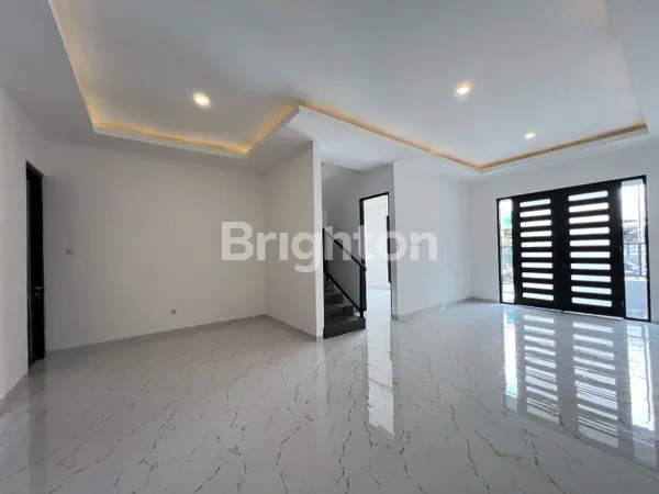 image KLAMPIS WISMA MUKTI DKT MANYAR (2)