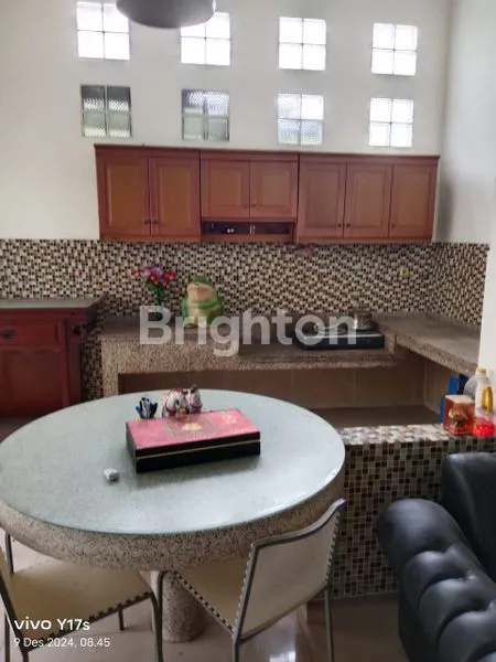 image RUMAH SIAP HUNI DI KEMANG PRATAMA BEKASI (4)