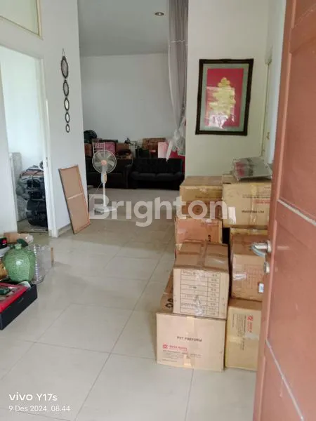 image RUMAH SIAP HUNI DI KEMANG PRATAMA BEKASI (8)