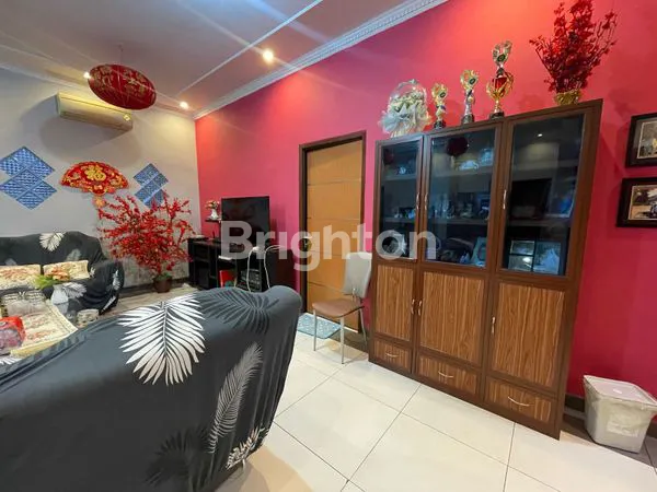 image DIJUAL RUMAH 3 LANTAI DI KS TUBUN JAKARTA BARAT (4)