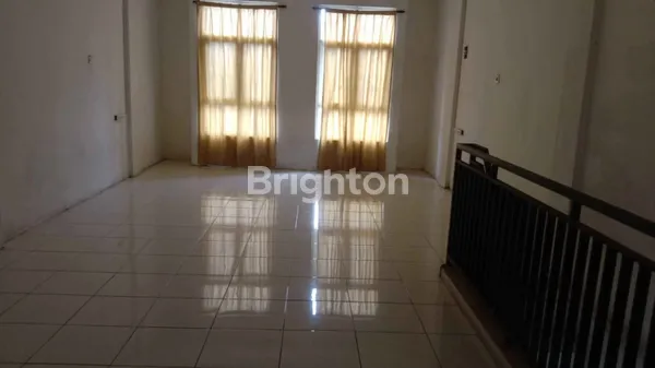 image RUKO DUKUH KUPANG BARAT DEKAT KAMPUS UWKS, DEKAT MAYJEN SUNGKONO (3)