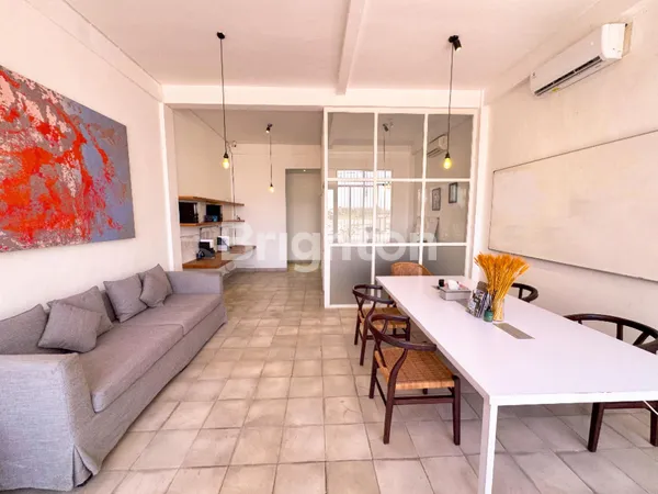 image RUKO SEMI FURNISHED LOKASI SEMINYAK BADUNG (2)