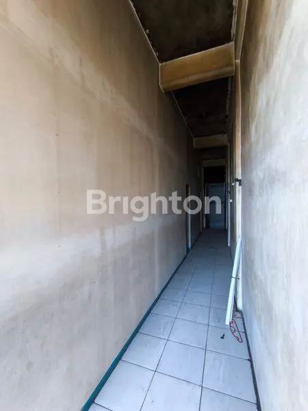 image RUKO 3 LANTAI STRATEGIS DI GARUDA SAKTI, DEKAT RS MADANI PEKANBARU (4)