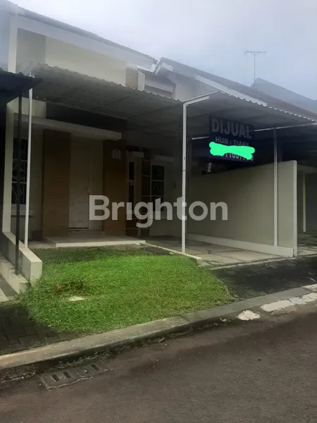 image RUMAH MUNGIL 1,5 LANTAI CIAMIK DI LEGENDA WISATA  (1)