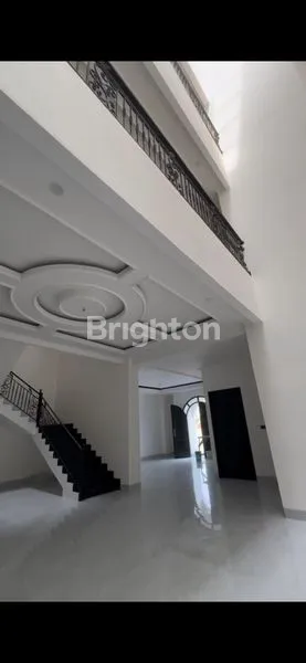 image RUMAH 5 LT  BARU DAN MEWAH DI SUNTER  AGUNG  (3)