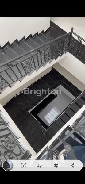 image RUMAH 5 LT  BARU DAN MEWAH DI SUNTER  AGUNG  (6)