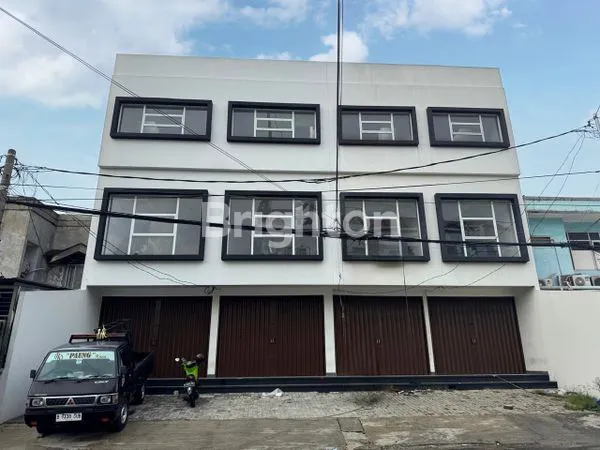 Gambar Property RUKO BARU TAMAN RATU 3LANTAI LOKASI STRATEGIS