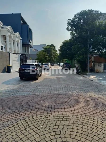 image RUMAH 2 LANTAI DI KATAMARAN PANTAI INDAH KAPUK PIK JAKARTA UTARA  (8)