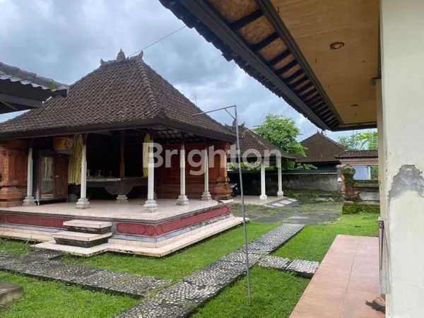 image TANAH LUAS + RUMAH SIAP HUNI, LOKASI STRATEGIS & INVESTASI MENJANJIKAN! (7)