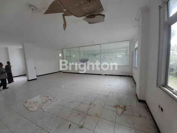 image DISEWAKAN RUMAH DIJALAN DANAU SEMAYANG (7)