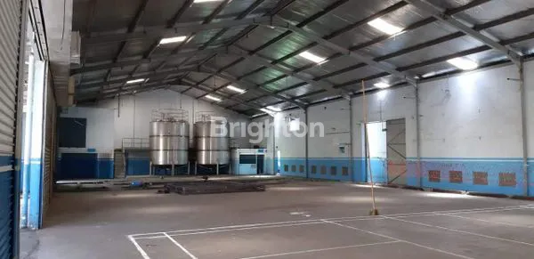 image FOR RENT GUDANG & KANTOR DI JALAN UTAMA GATOT SUBROTO (2)