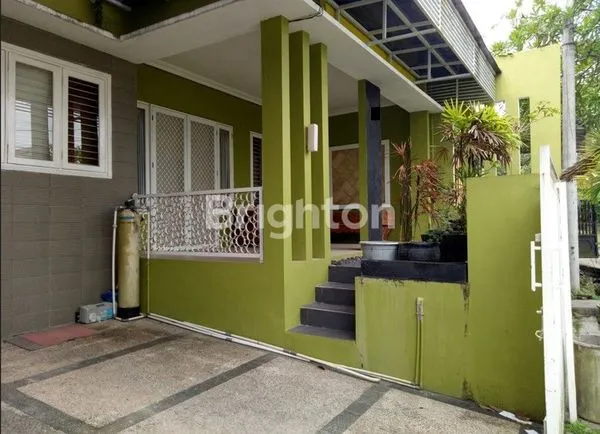 image DIJUAL RUMAH TENGAH KOTA BERNUANSA MINIMALIS LOKASI DALAM PERUMAHAN SEPINGGAN PRATAMA AMAN NYAMAN HARGA NEGO (2)