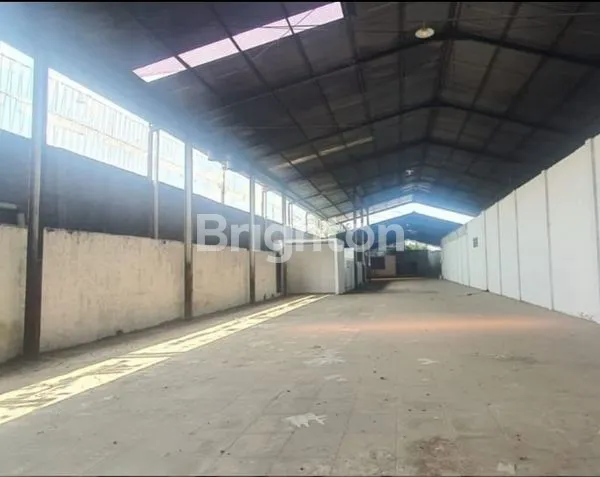 image GUDANG DEKAT PUSAT KOTA SOLO DIJAMIN TERMURAH!! (4)