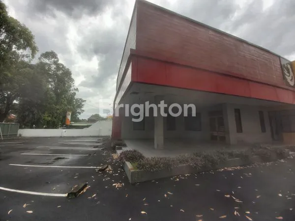 image RUANG USAHA LOKASI NO.1 BUAT BRANDING DI TENGAH KOTA SOLO (3)