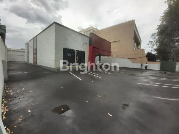 image RUANG USAHA LOKASI NO.1 BUAT BRANDING DI TENGAH KOTA SOLO (4)