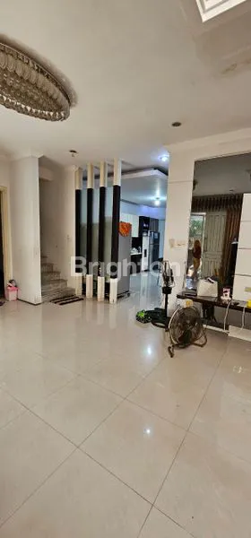 image RUMAH SUTOREJO (4)