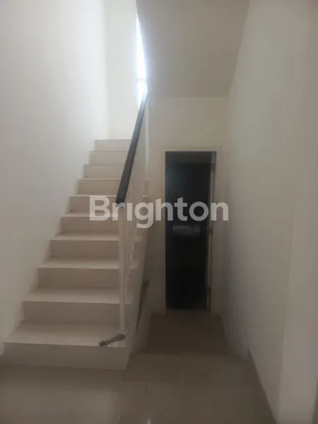 image RUMAH 2LANTAI DENPASAR SELATAN (4)