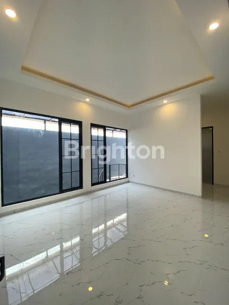 image BARU GRESS RUMAH WISMA MUKTI KLAMPIS SEMOLO BARAT, ONE GATE SYSTEM, DEKAT SEMOLOWARU, DEKAT MANYAR, DEKAT KAMPUS STIESIA UNTAG, BEBAS BANJIR (5)